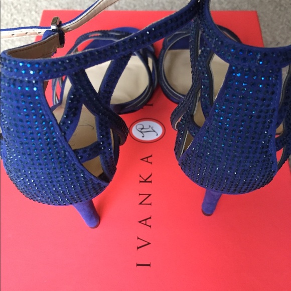 Ivanka Trump Sandals - Picture 4 of 4